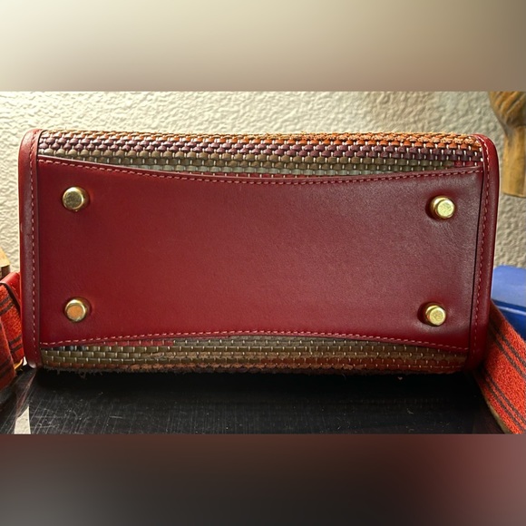 Beautiful COACH Upwoven Field Tote Brick/Multi Leather Bag $495 - Picture 5 of 9